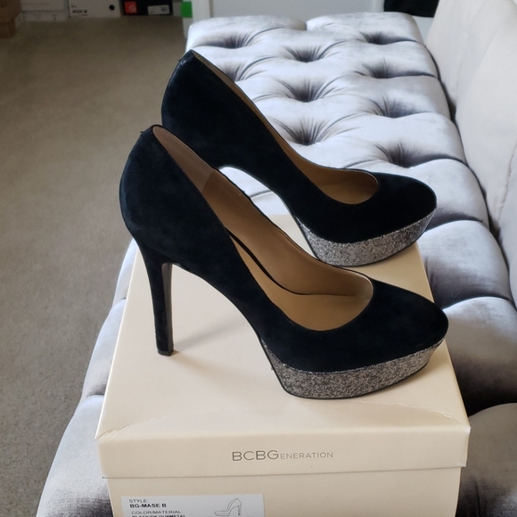 Black suede - Picture 3 of 5